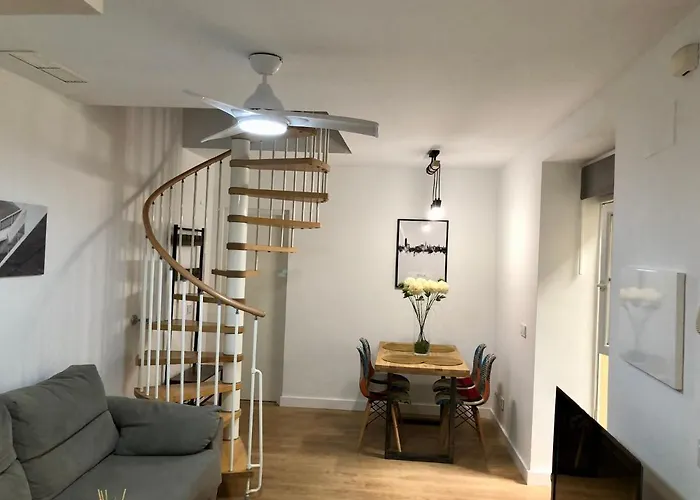Apt Reformado 2022, Tranquilo, Centrico, Wifi,